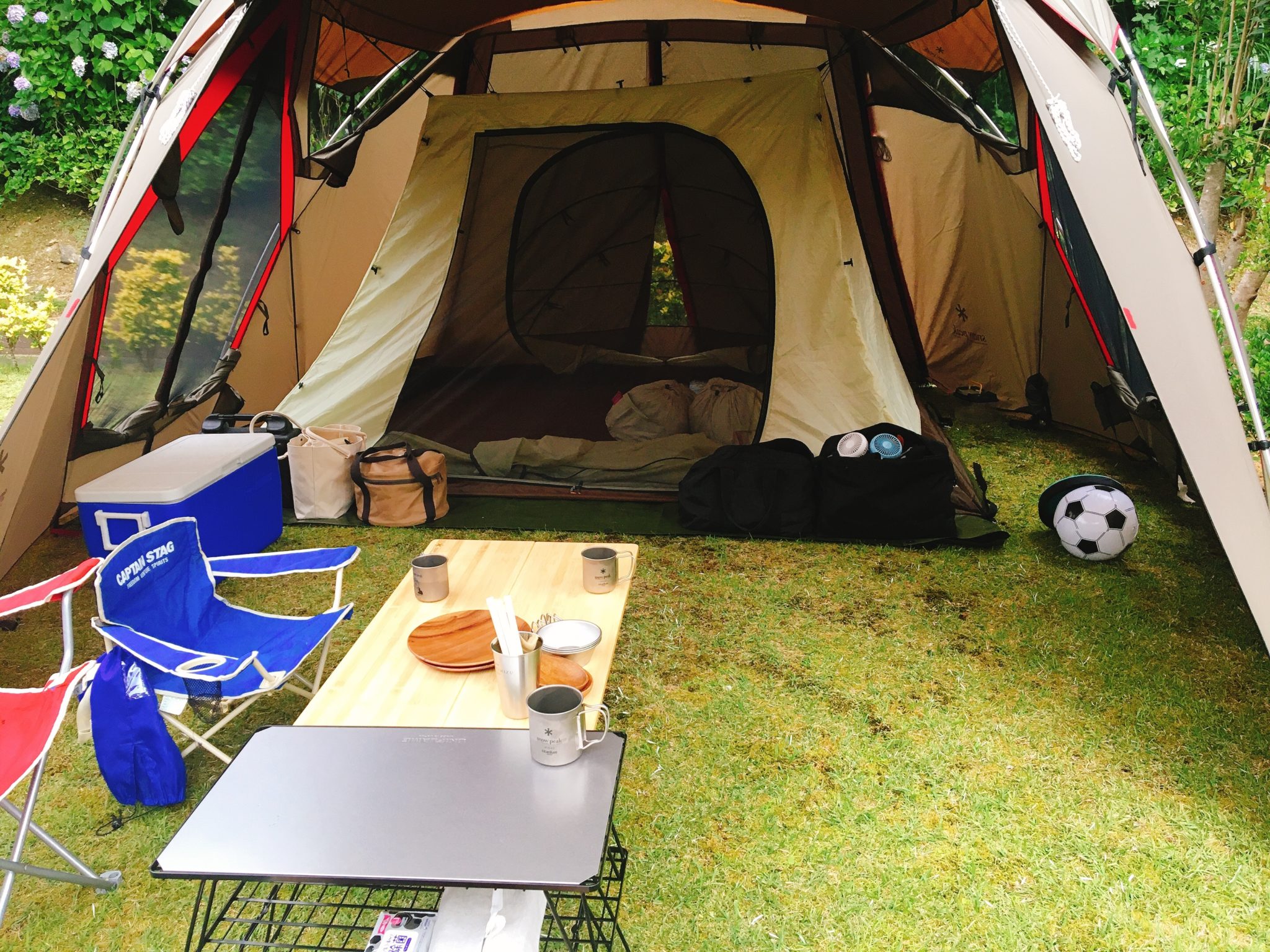 【オートキャンプ場】愛媛県の『きんこん館』プライベート空間で家族でまったりテントサイト | ちょっと子供と遊んでみた